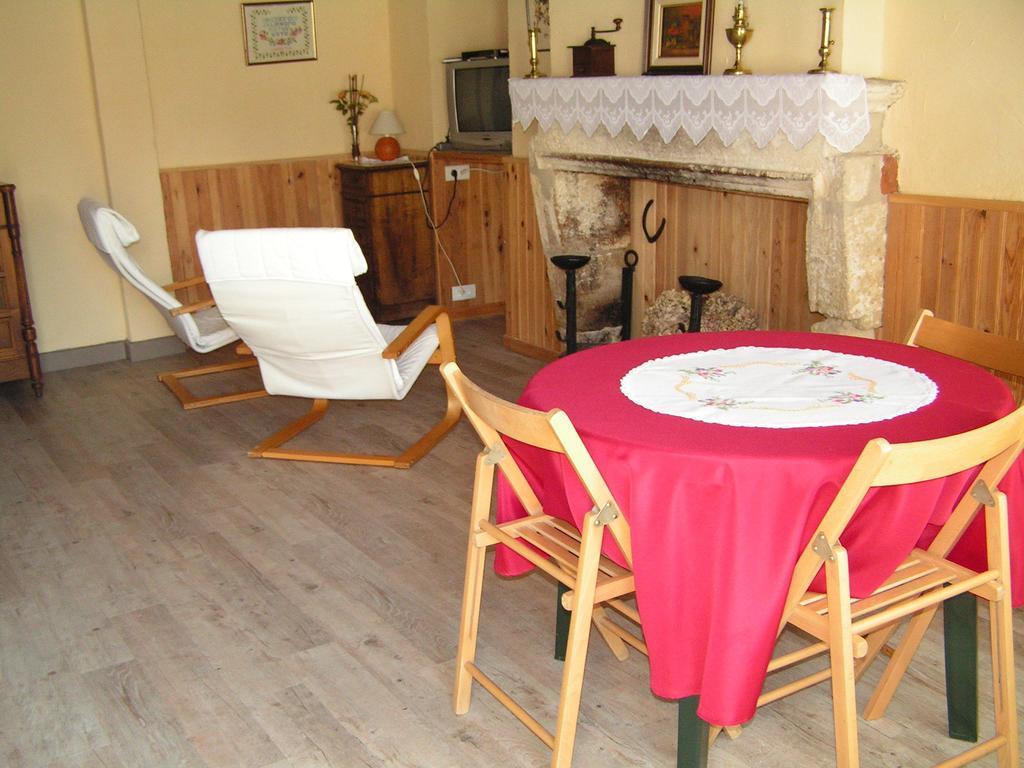A L'Olivier Acomodação com café da manhã Montcaret Quarto foto